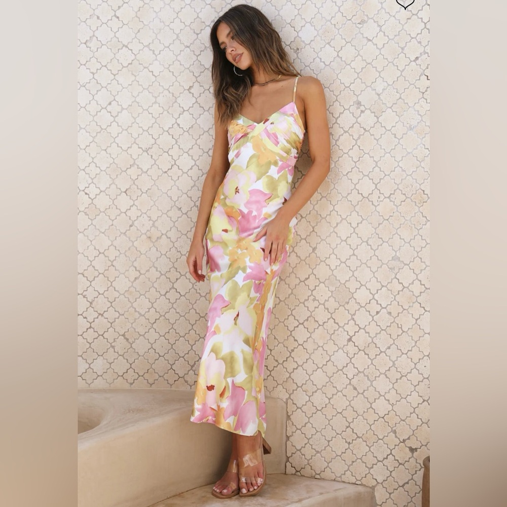 Meet me there - Floral Maxi Dress